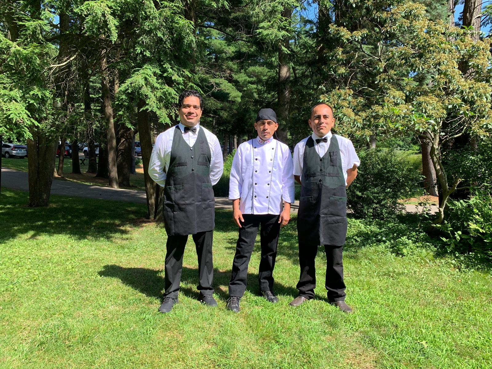 Bartanders and Assistant kitchen thumbnail 2