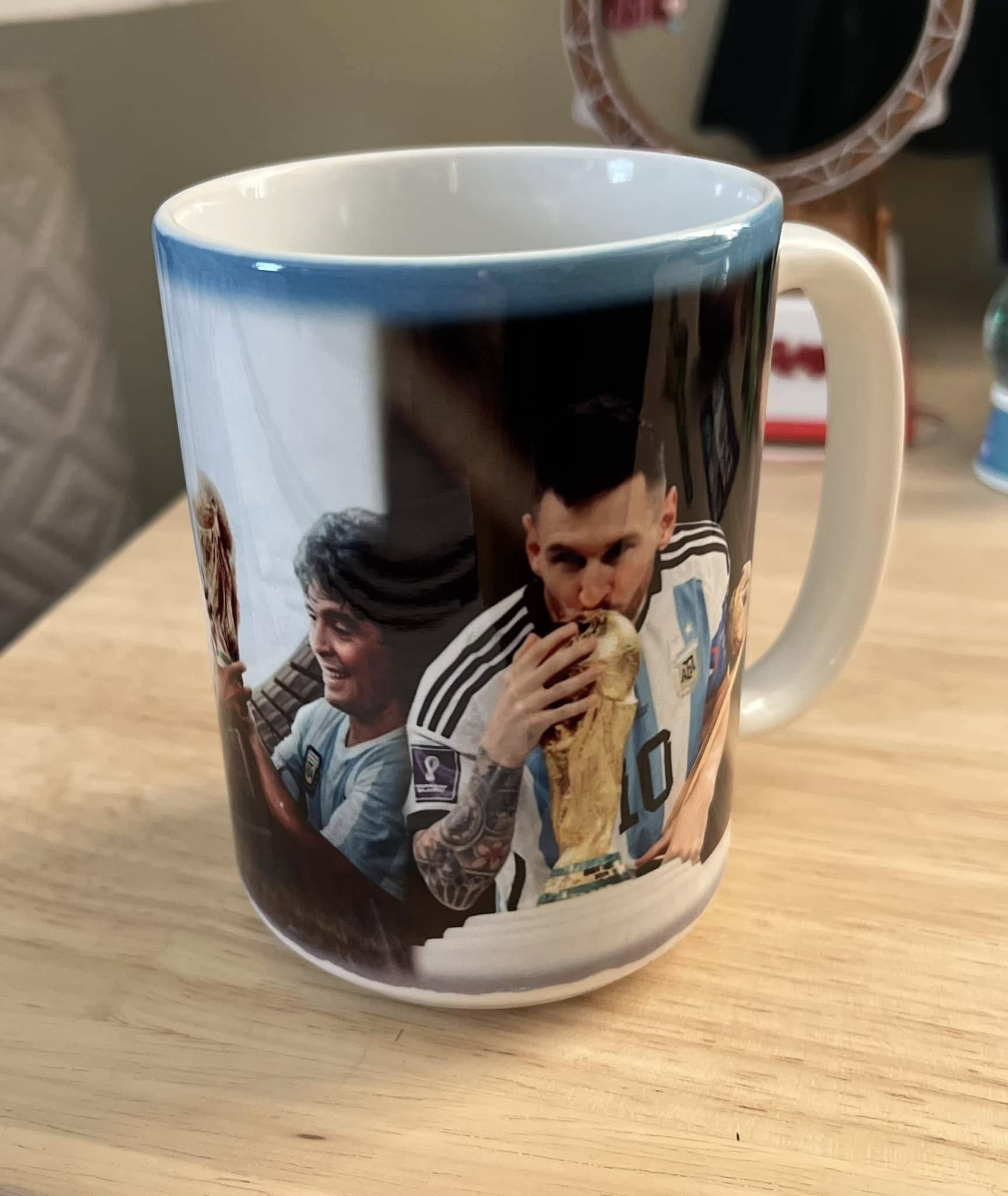 Custom mugs thumbnail 2